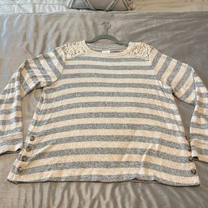 Knox Rose sweater with lace trim on shoulder XXL